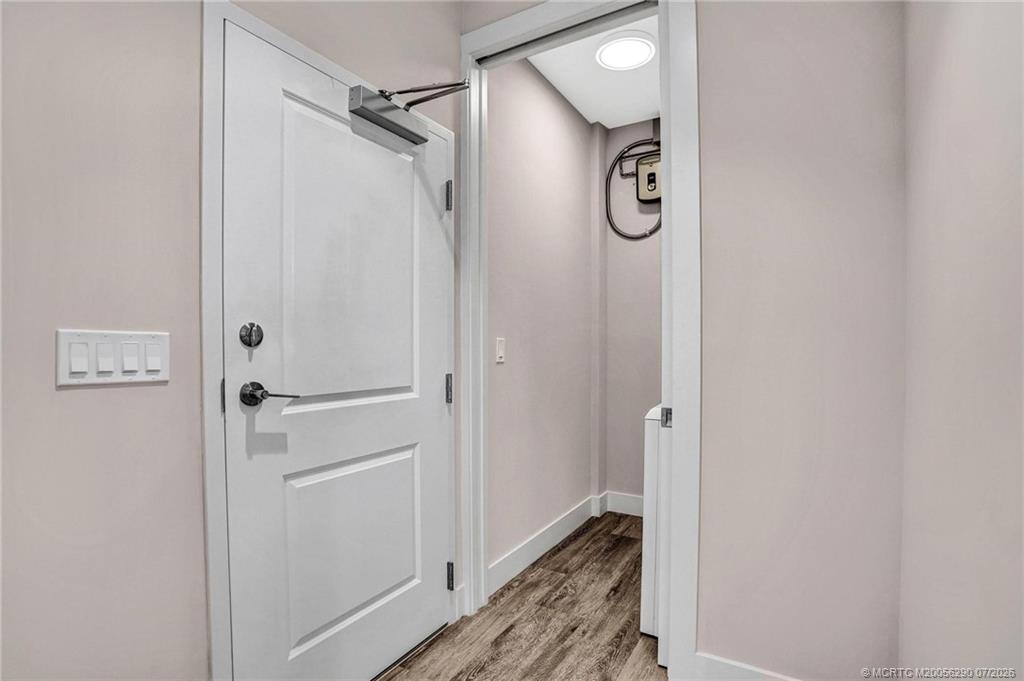 41 Southwest Seminole Street, Unit 310 Stuart, FL 34994 - Photo 41 of 68