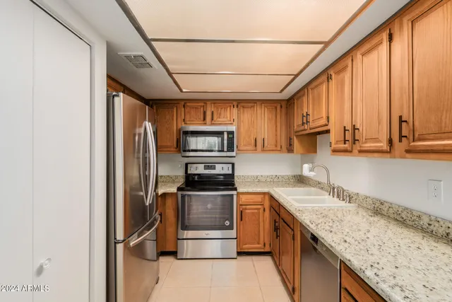 $1,600 | 7950 East Camelback Road, Unit 107, Scottsdale, AZ 85251