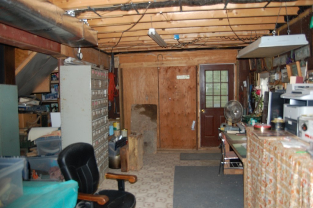 920 W Road New Braintree, MA 01531 - Photo 15 of 18
