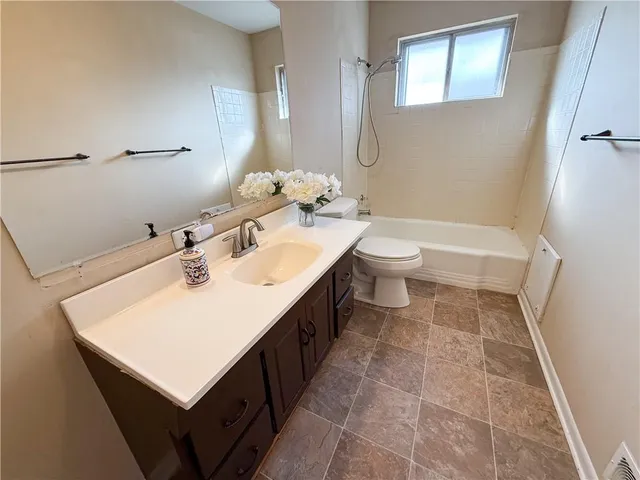 $188,000 | 10708 Indiana Avenue, Kansas City, MO 64137