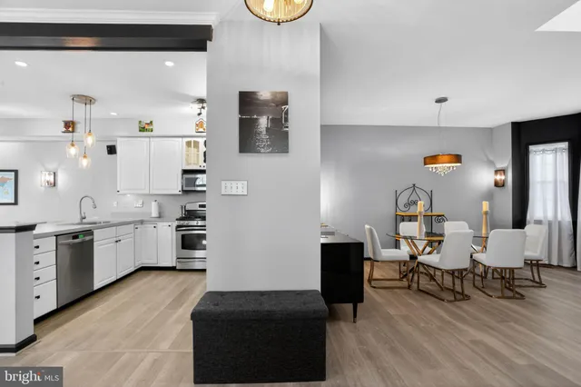 $649,900 | 201 Victoria Court, Ambler, PA 19002