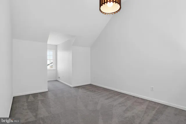 $649,900 | 201 Victoria Court, Ambler, PA 19002