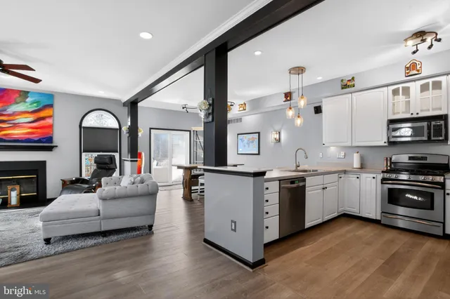 $649,900 | 201 Victoria Court, Ambler, PA 19002