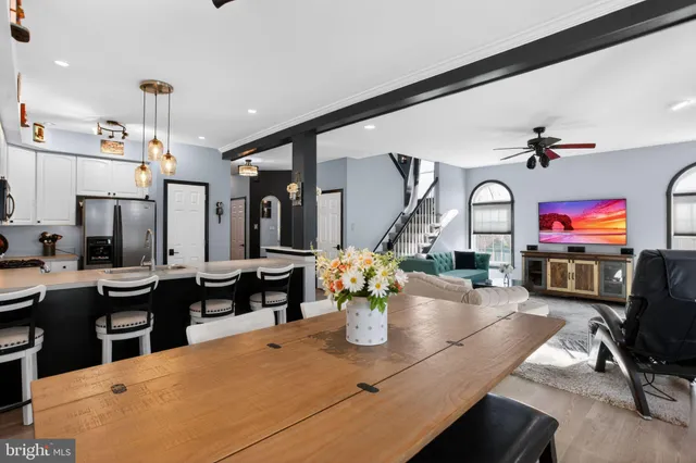 $649,900 | 201 Victoria Court, Ambler, PA 19002