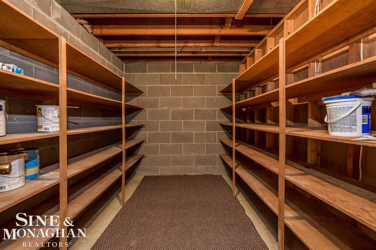 54 Willison Road Grosse Pointe, MI 48236 - Photo 35 of 44 50159061-0AF943CF-08E3-4DBA-9609-226FCEBF7292.JPG