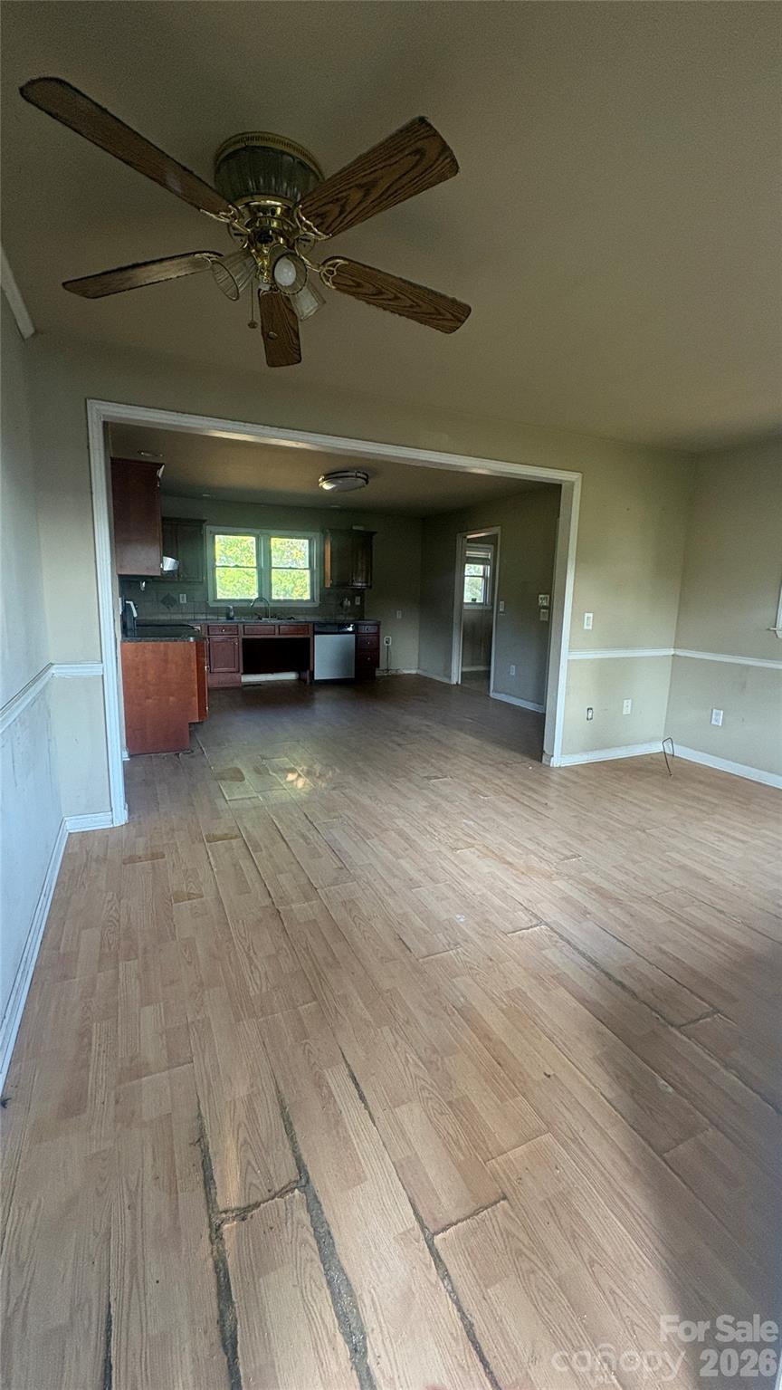 199 Country View Road Statesville, NC 28625 - Photo 3 of 27 Gallery Image 3