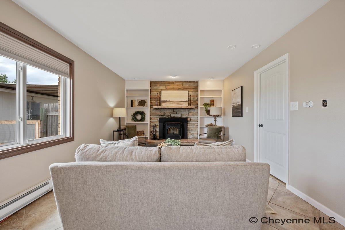 3123 Crazy Horse Road Cheyenne, WY 82009 - Photo 10 of 31 Gallery Image 10