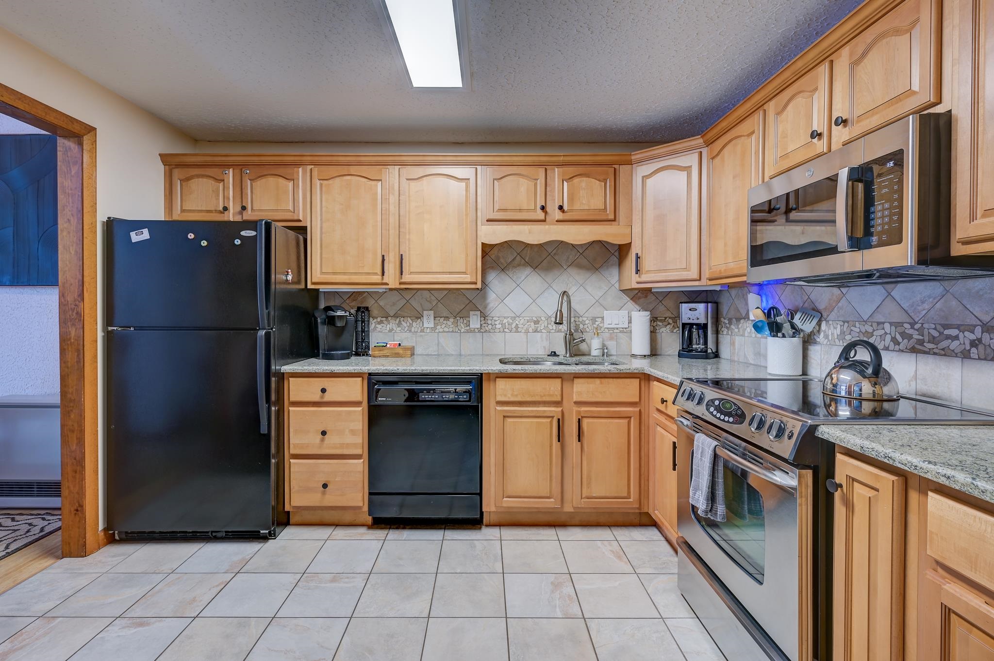 123 Stonehurst Manor Road, Unit 16A Conway, NH 03860 - Photo 14 of 38 Gallery Image 14