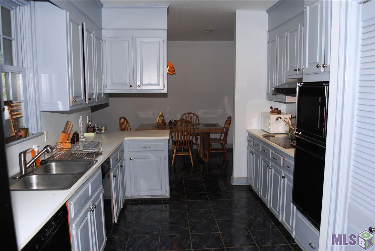 449 Rodney Drive Baton Rouge, LA 70808 - Photo 7 of 12 Kitchen