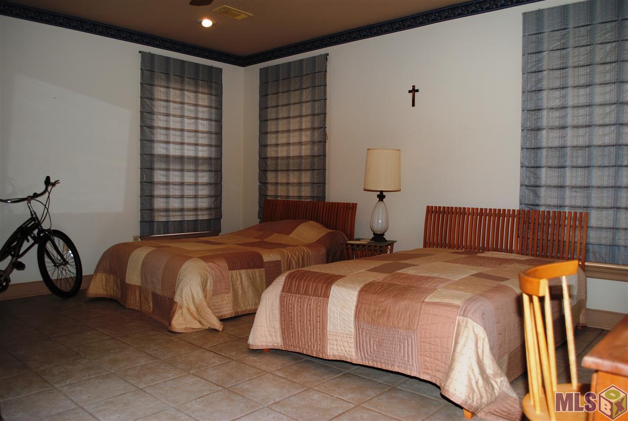 449 Rodney Drive Baton Rouge, LA 70808 - Photo 9 of 12 Master Bedroom