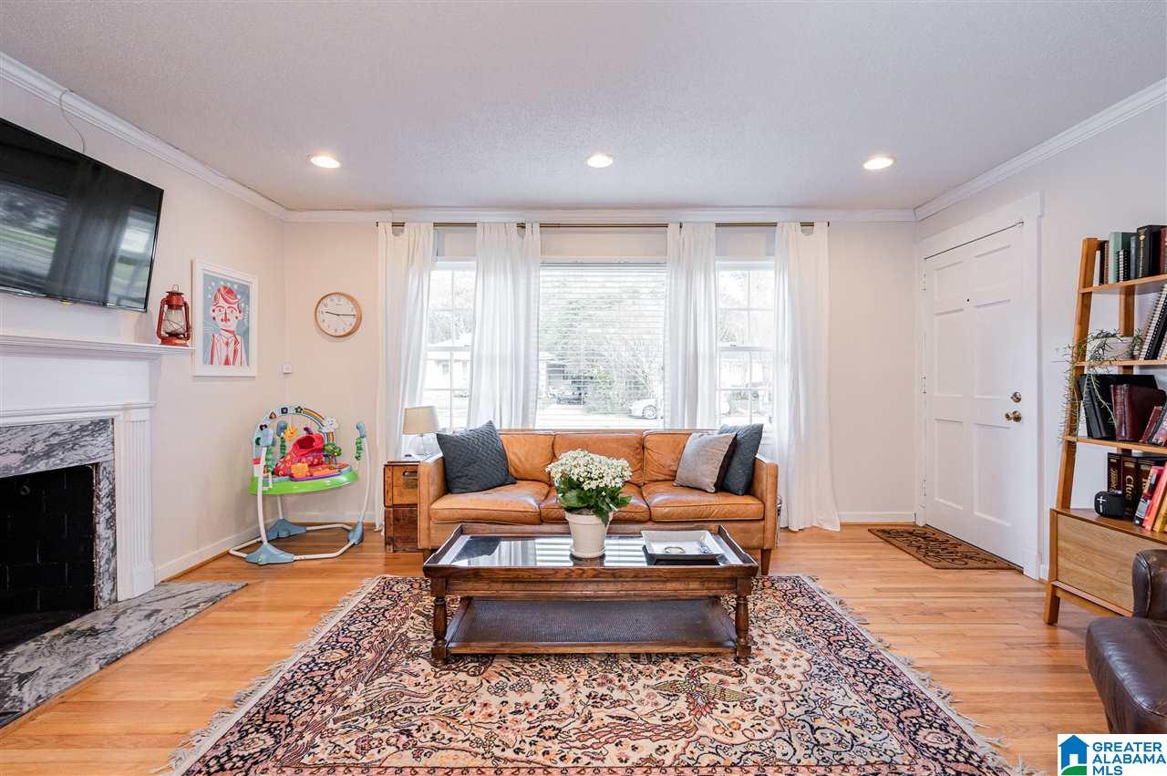 209 Raleigh Avenue Birmingham, AL 35209 - Photo 8 of 46