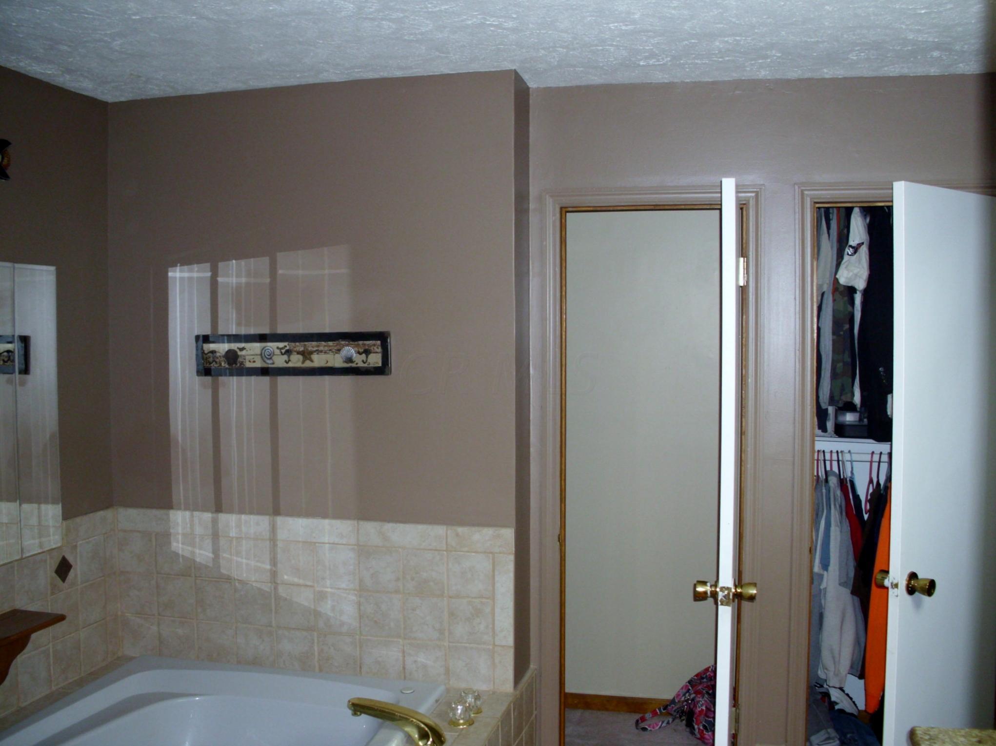 6251 Amanda Northern Road Carroll, OH 43112 - Photo 12 of 34 Gallery Image 12