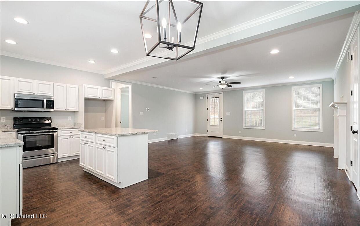 4744 Alexander Road Olive Branch, MS 38654 - Photo 2 of 12 24C52122-9F7A-40E0-9FA2-EF21C7448AF6
