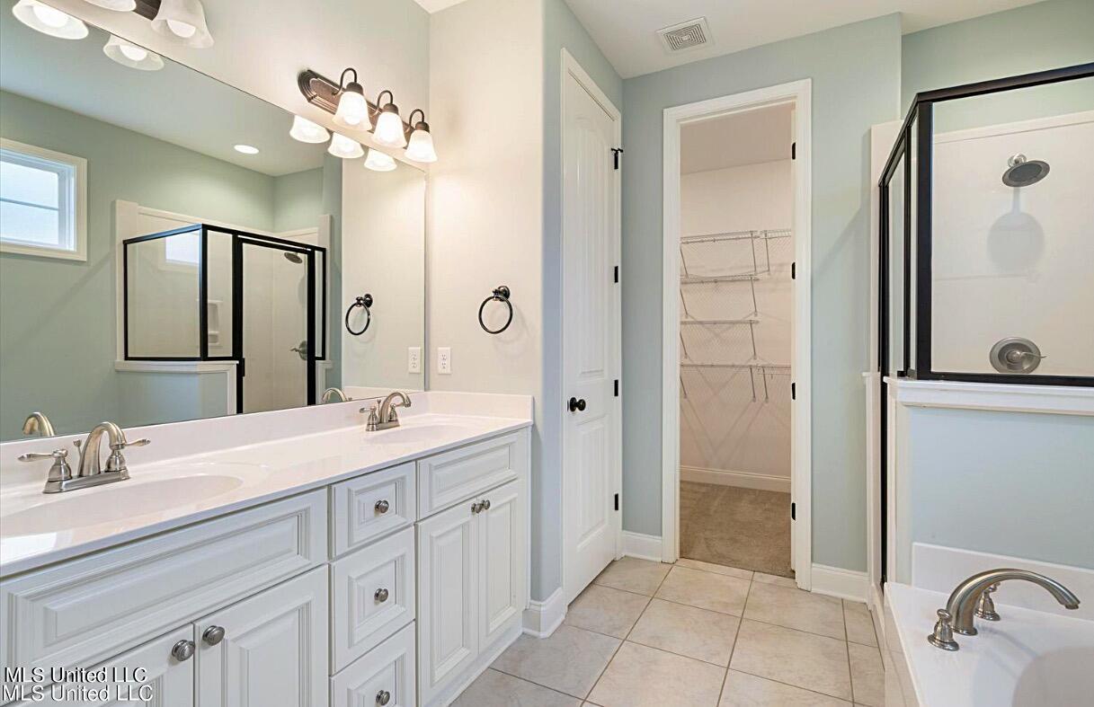 4744 Alexander Road Olive Branch, MS 38654 - Photo 4 of 12 5A2719CC-905B-4E75-8AAD-8842B4209080