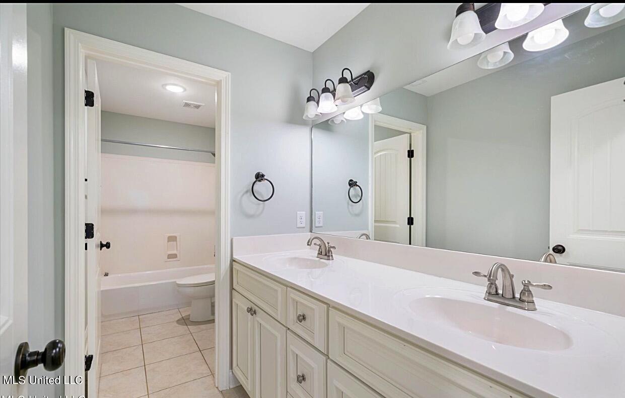4744 Alexander Road Olive Branch, MS 38654 - Photo 9 of 12 C3535524-2605-4B4D-8CCF-BB9EA450C385