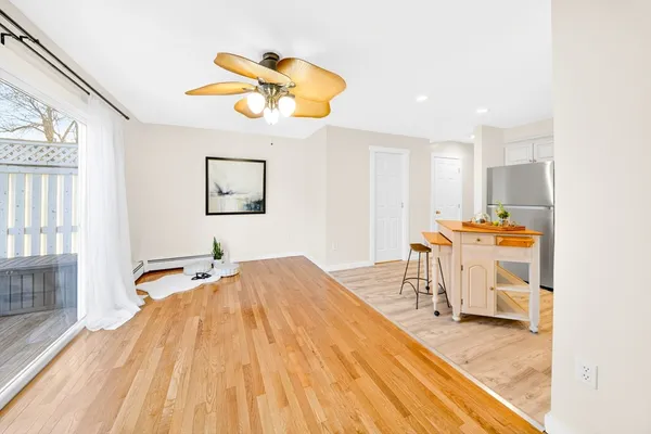 $2,550 | 82 Camelot Drive, Unit 82, Worcester, MA 01602
