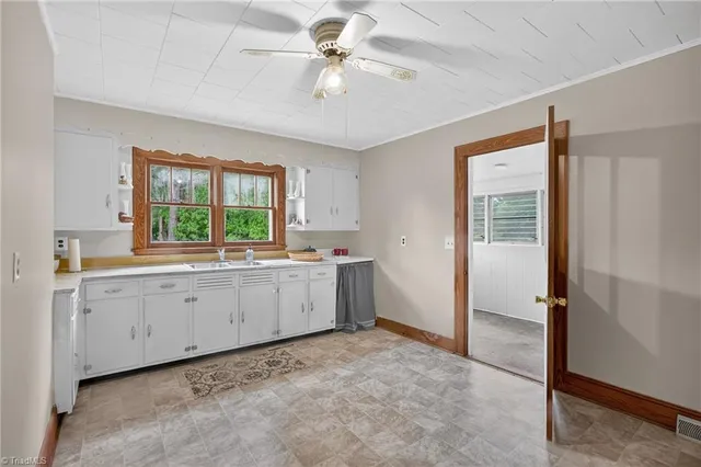 $845 | 110 Cardinal Road, Madison, NC 27025