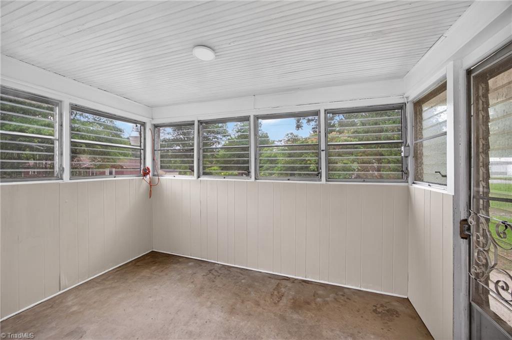 110 Cardinal Road Madison, NC 27025 - Photo 9 of 17