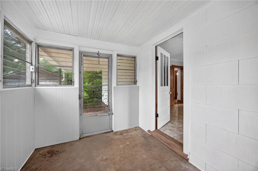 110 Cardinal Road Madison, NC 27025 - Photo 10 of 17