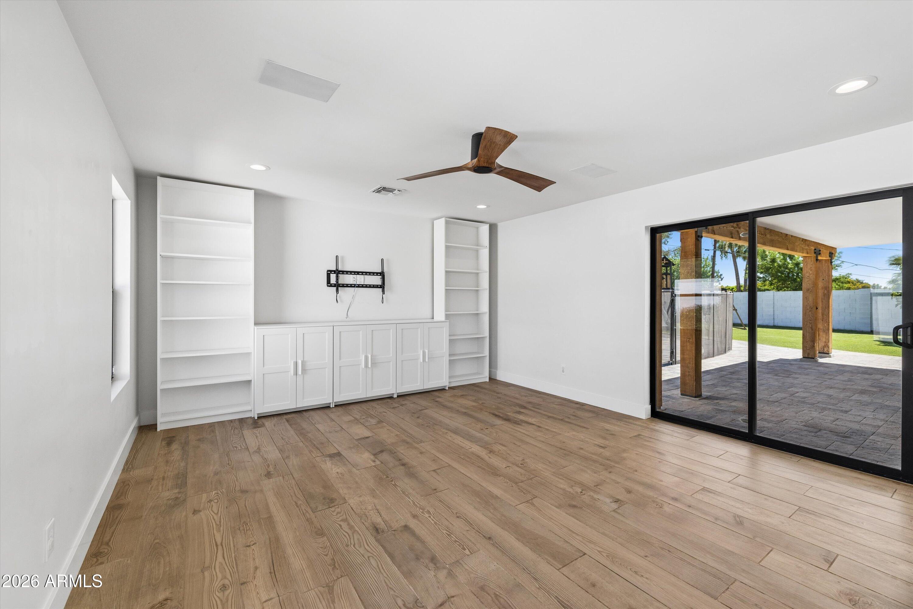 301 East Royal Palm Road Phoenix, AZ 85020 - Photo 17 of 69 16-301 E Royal Palm Rd, Phoenix, AZ 850