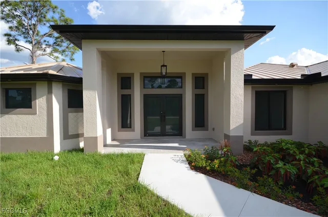 $2,600 | 1234 Bermar Street, Fort Myers, FL 33913