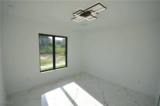 $2,600 | 1234 Bermar Street, Fort Myers, FL 33913