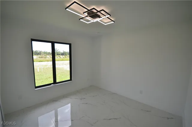 $2,600 | 1234 Bermar Street, Fort Myers, FL 33913