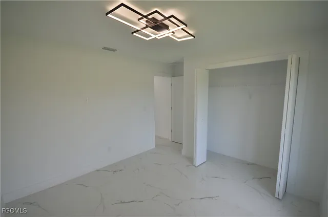 $2,600 | 1234 Bermar Street, Fort Myers, FL 33913