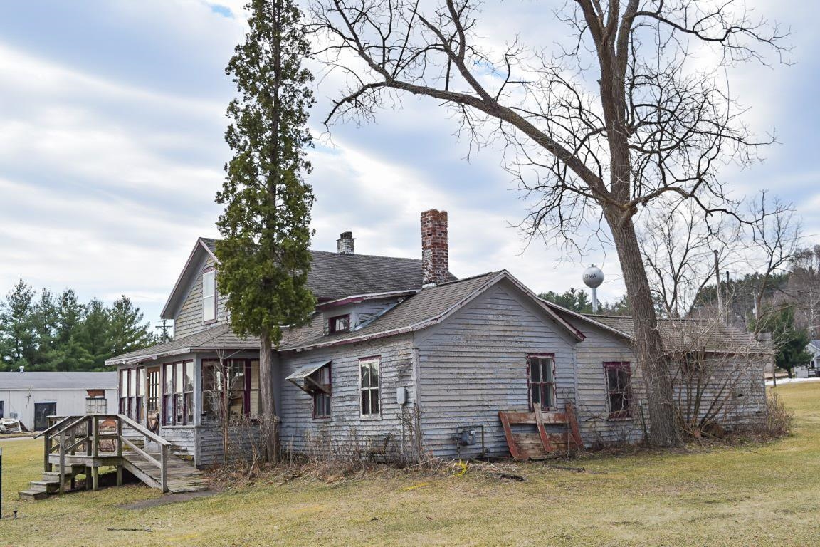 255 North Front Street Coloma, WI 54930 - Photo 12 of 35