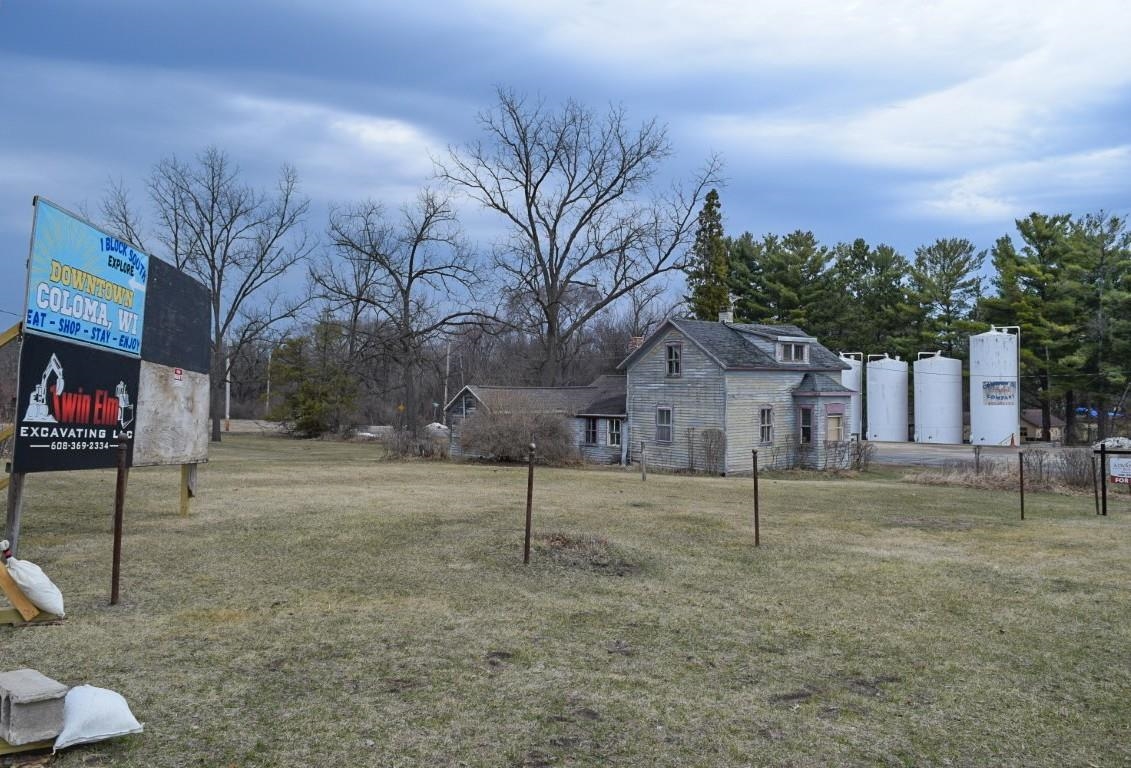 255 North Front Street Coloma, WI 54930 - Photo 13 of 35