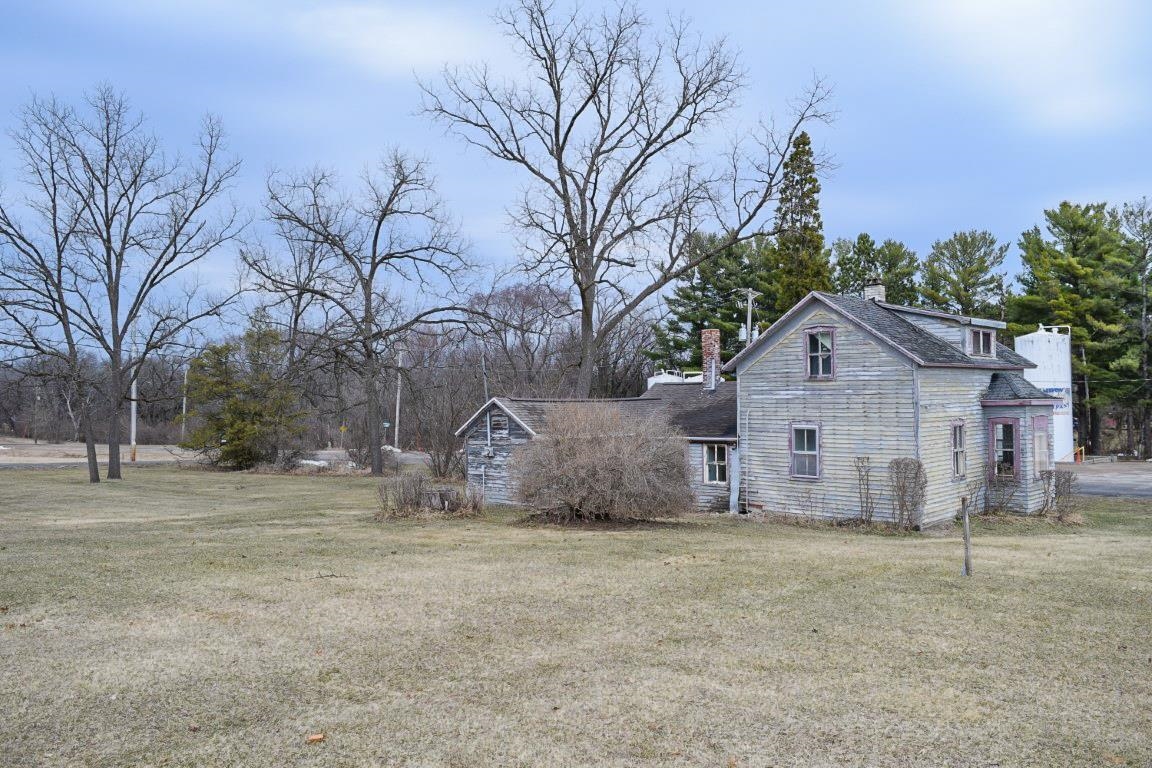 255 North Front Street Coloma, WI 54930 - Photo 6 of 35
