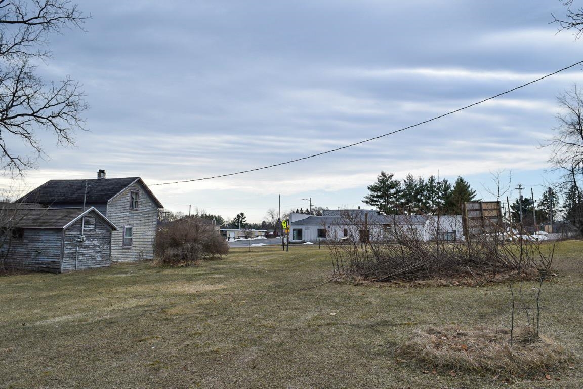 255 North Front Street Coloma, WI 54930 - Photo 9 of 35