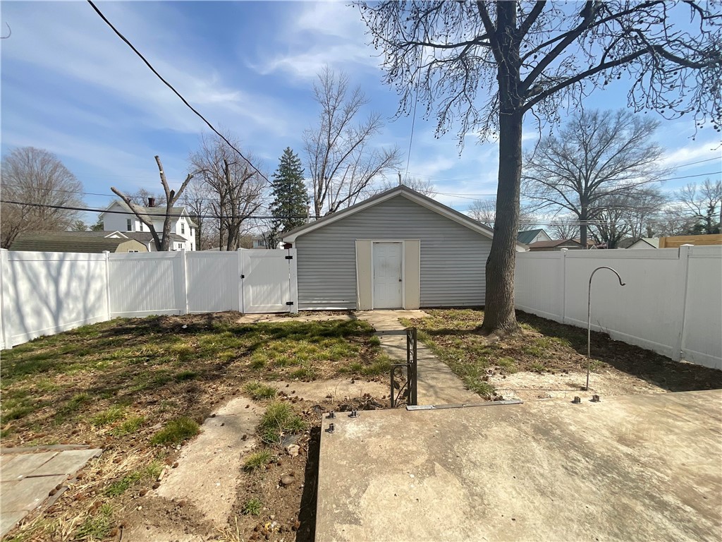 205 South 3rd Street Altamont, IL 62411 - Photo 25 of 28