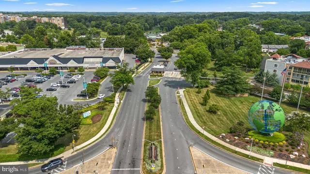 $2,650 | 2904 North Leisure World Boulevard, Unit 501, Silver Spring, MD 20906