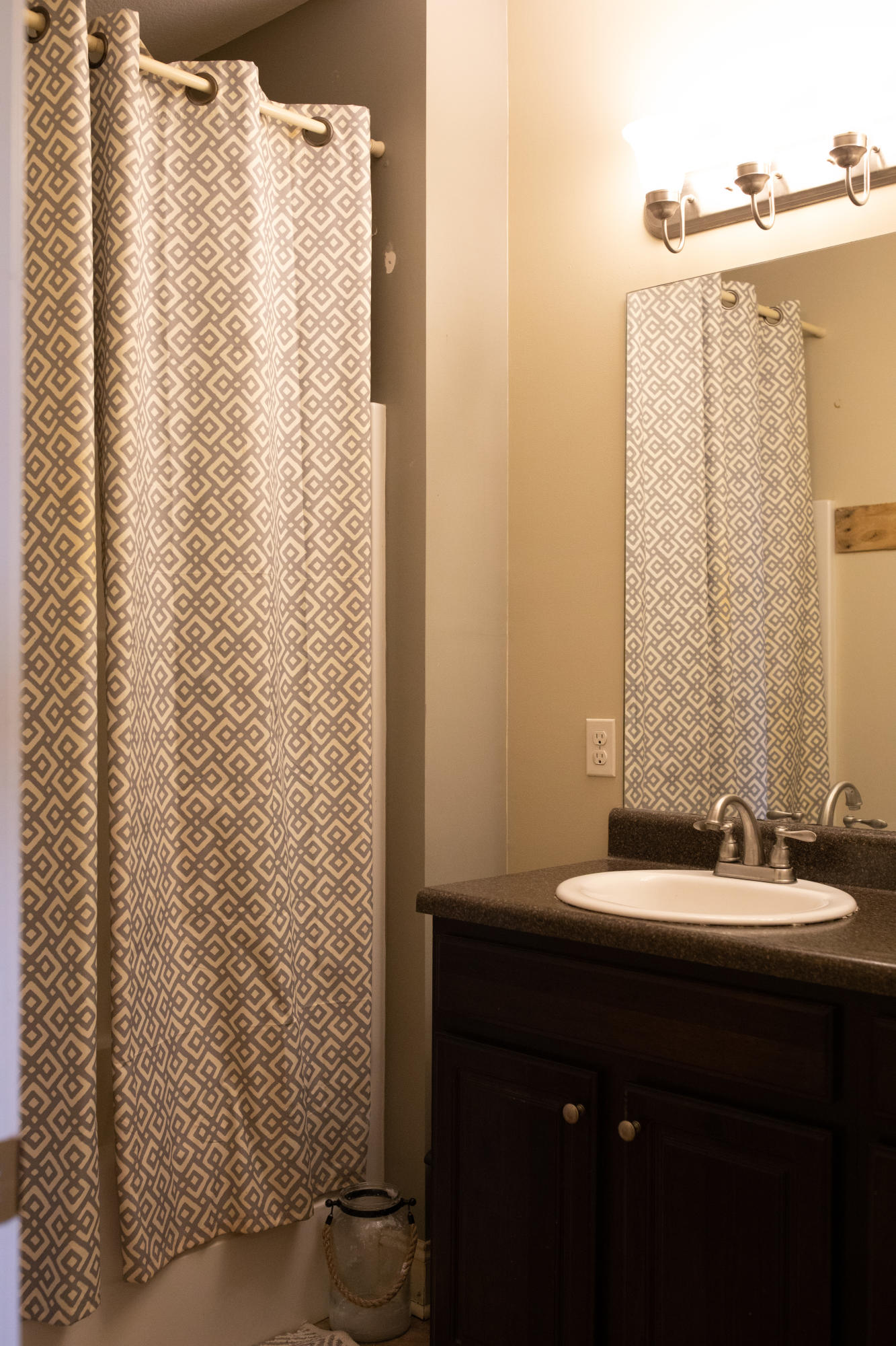 442 Culver Road Limestone, TN 37681 - Photo 40 of 59 Hall Bathroom