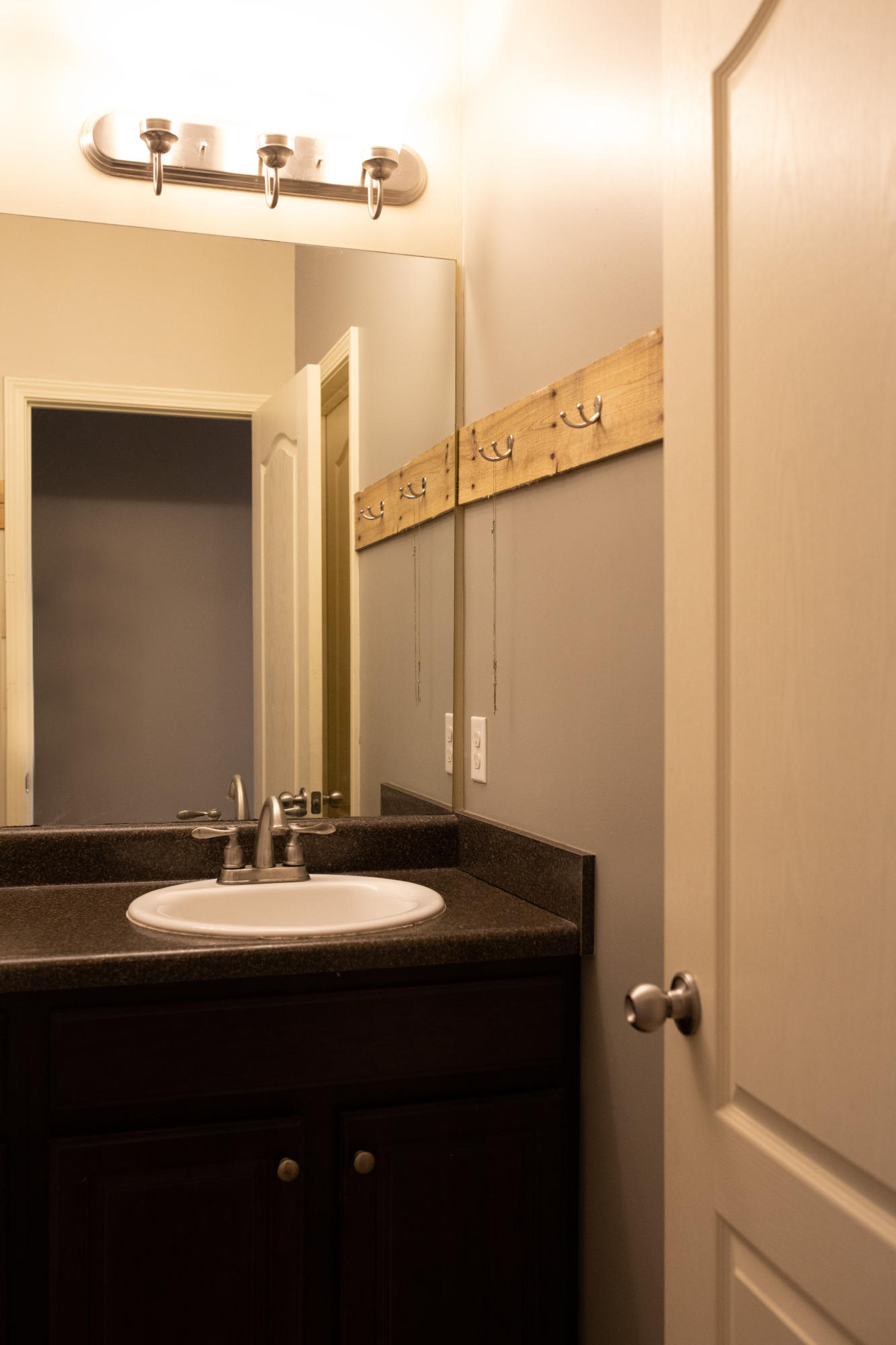 442 Culver Road Limestone, TN 37681 - Photo 41 of 59 Hall Bathroom