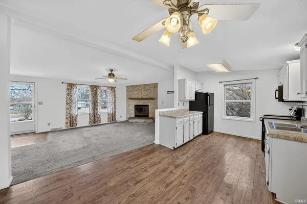 $200,000 | 9857 North Skyline Drive, Syracuse, IN 46567