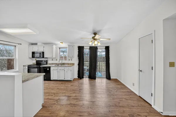 $200,000 | 9857 North Skyline Drive, Syracuse, IN 46567