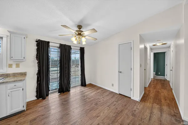 $200,000 | 9857 North Skyline Drive, Syracuse, IN 46567