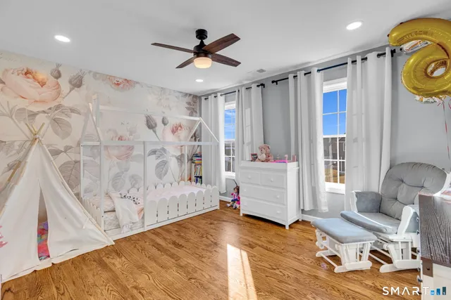 $539,900 | 40 Wiegert Way, Bristol, CT 06010