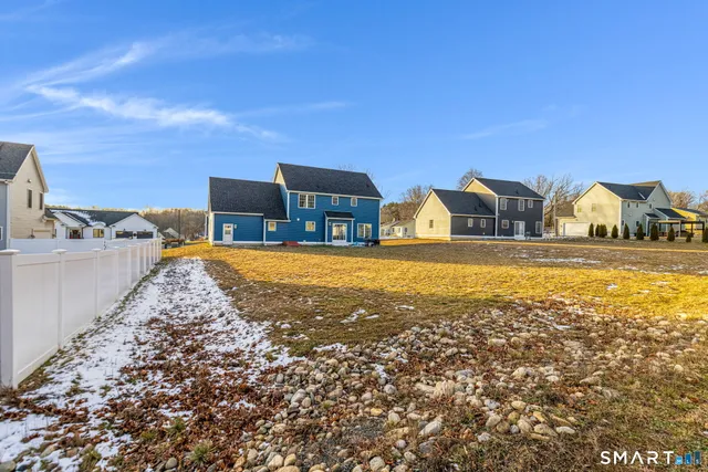 $539,900 | 40 Wiegert Way, Bristol, CT 06010