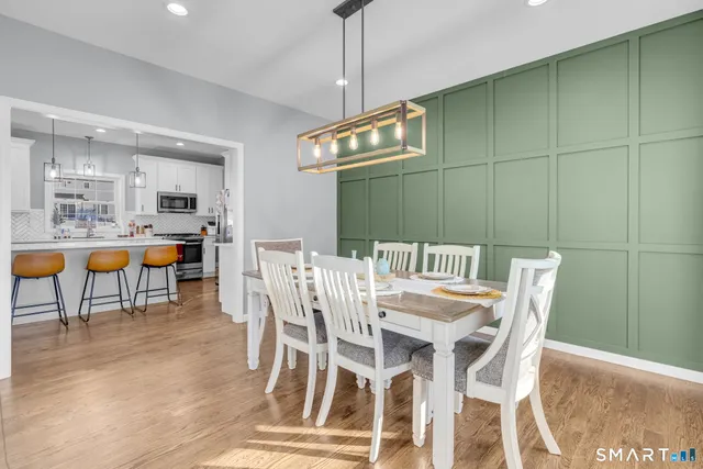 $539,900 | 40 Wiegert Way, Bristol, CT 06010