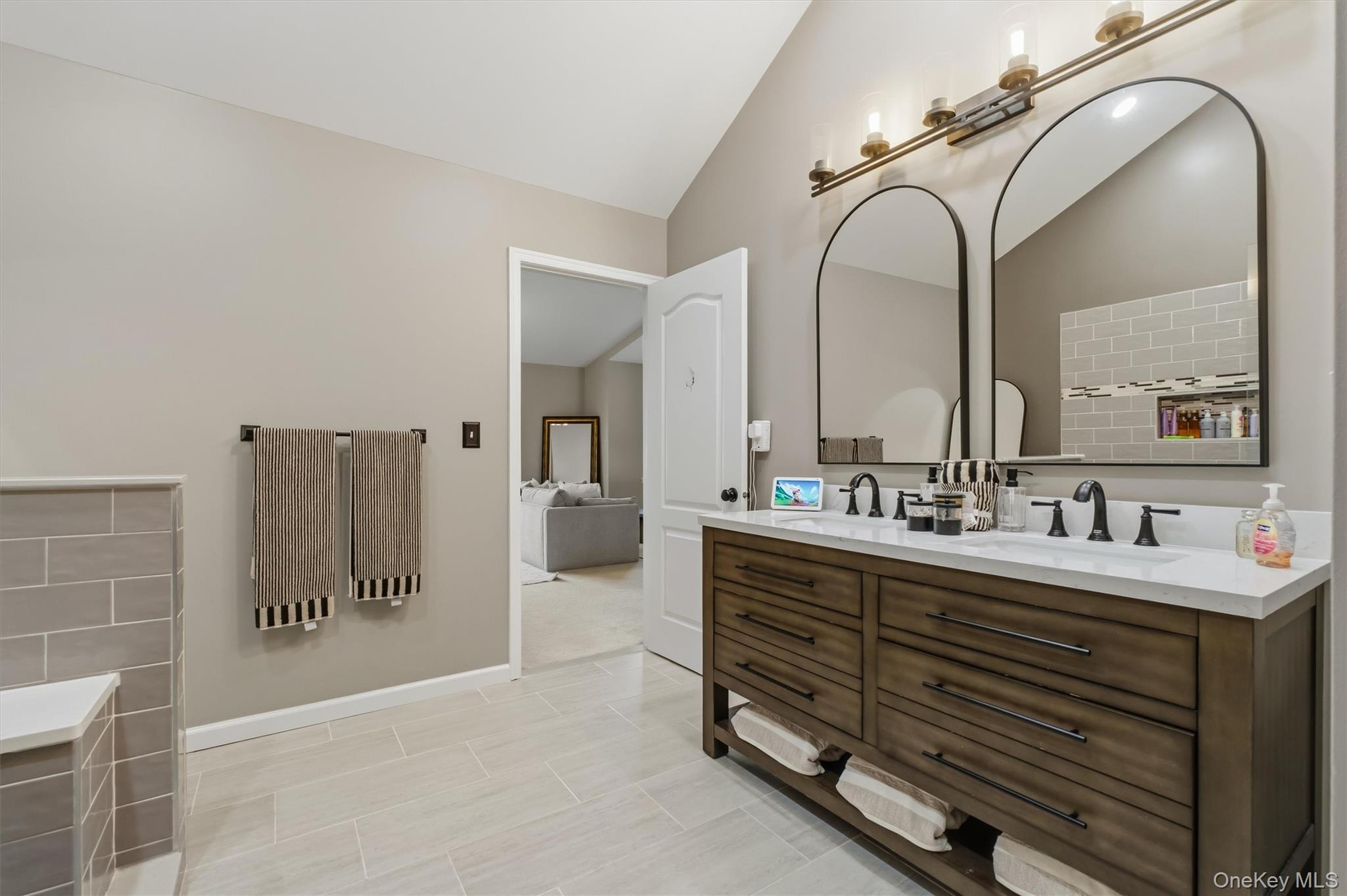 1116 Cold Spring Road Fishkill, NY 12524 - Photo 17 of 35 Gallery Image 17