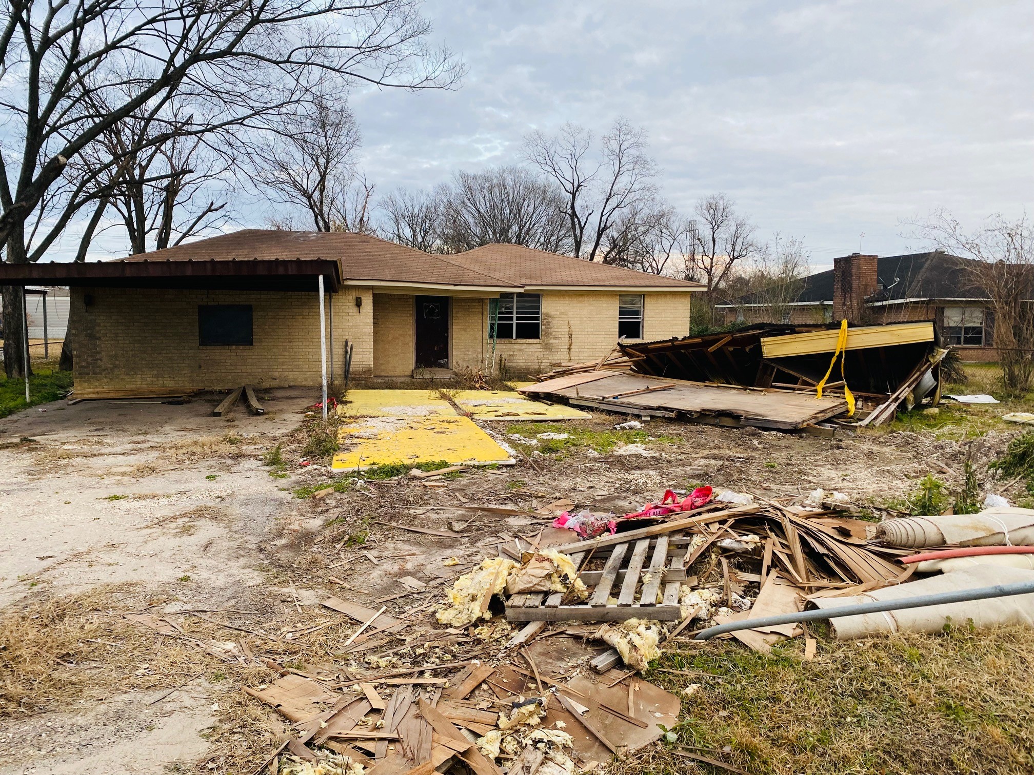 13534 Luthe Road Houston, TX 77039 - Photo 2 of 6 a front view of a house with yard