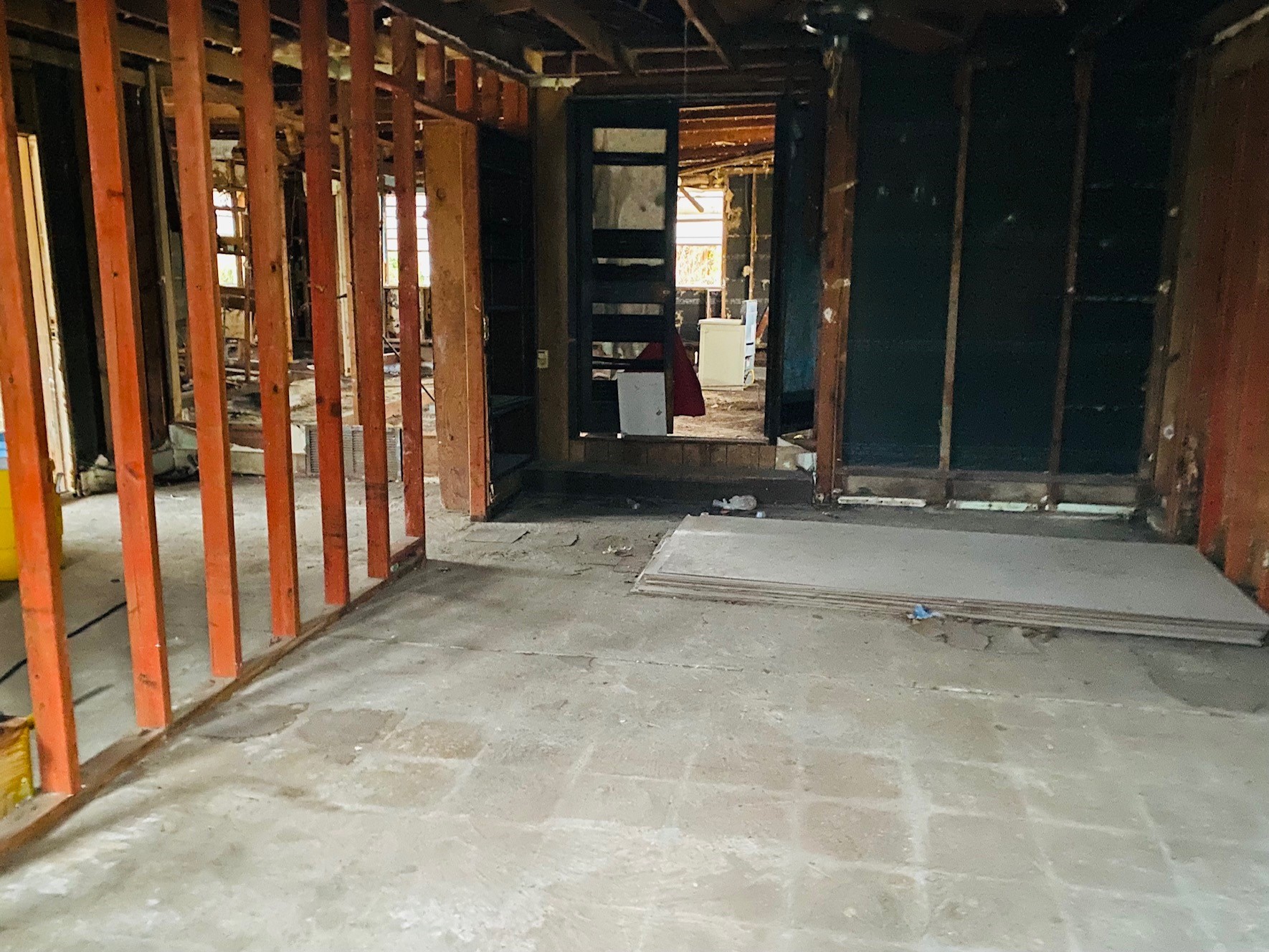 13534 Luthe Road Houston, TX 77039 - Photo 4 of 6 a view of a entrance door of the house