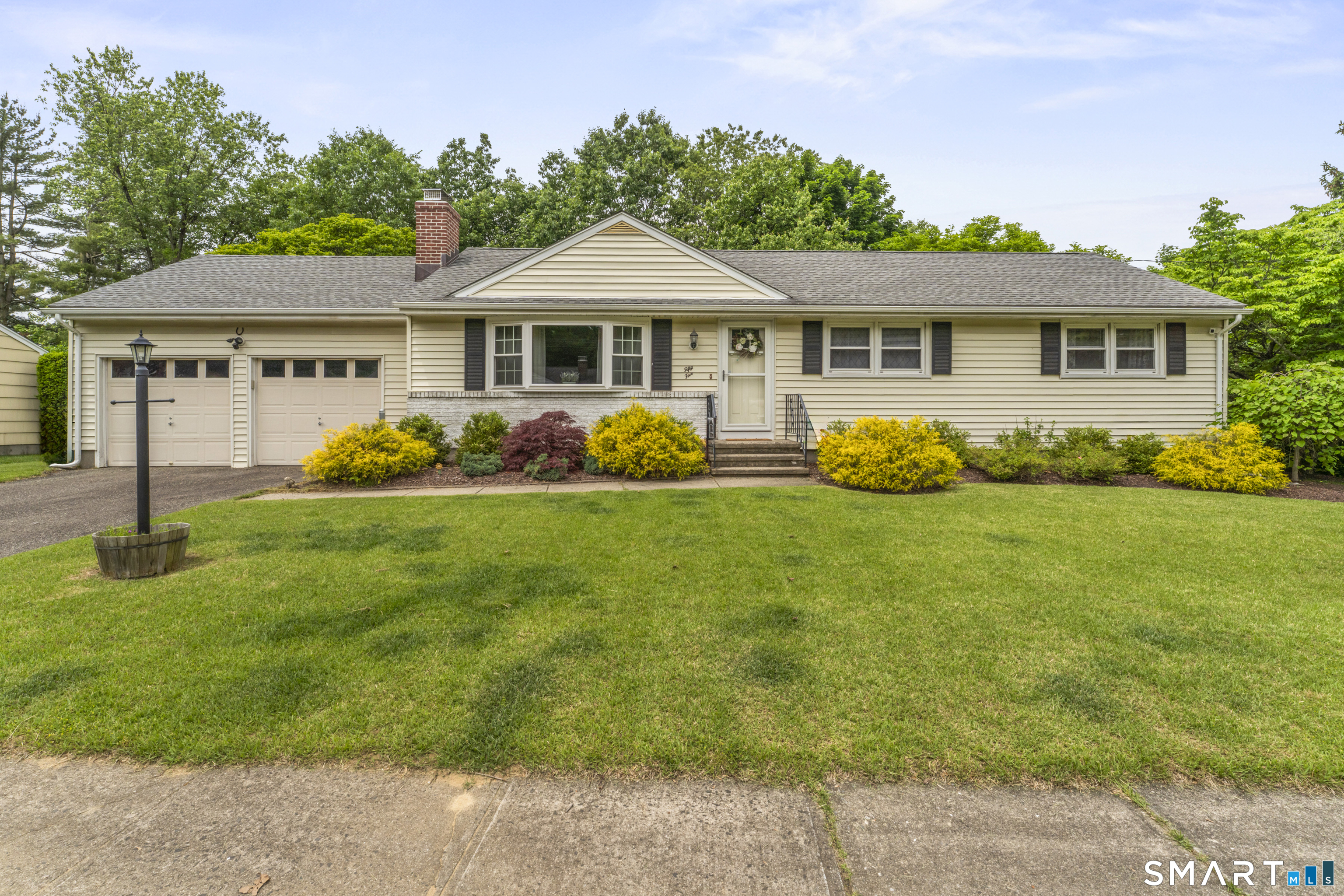 55 Ridgefield Drive Stratford, CT 06614 - Photo 29 of 33