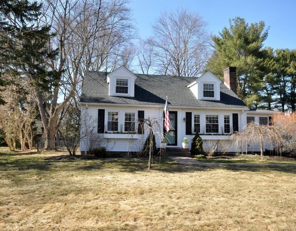 478 Sudbury Road Concord, MA 01742 - Photo 2 of 37 Gallery Image 2