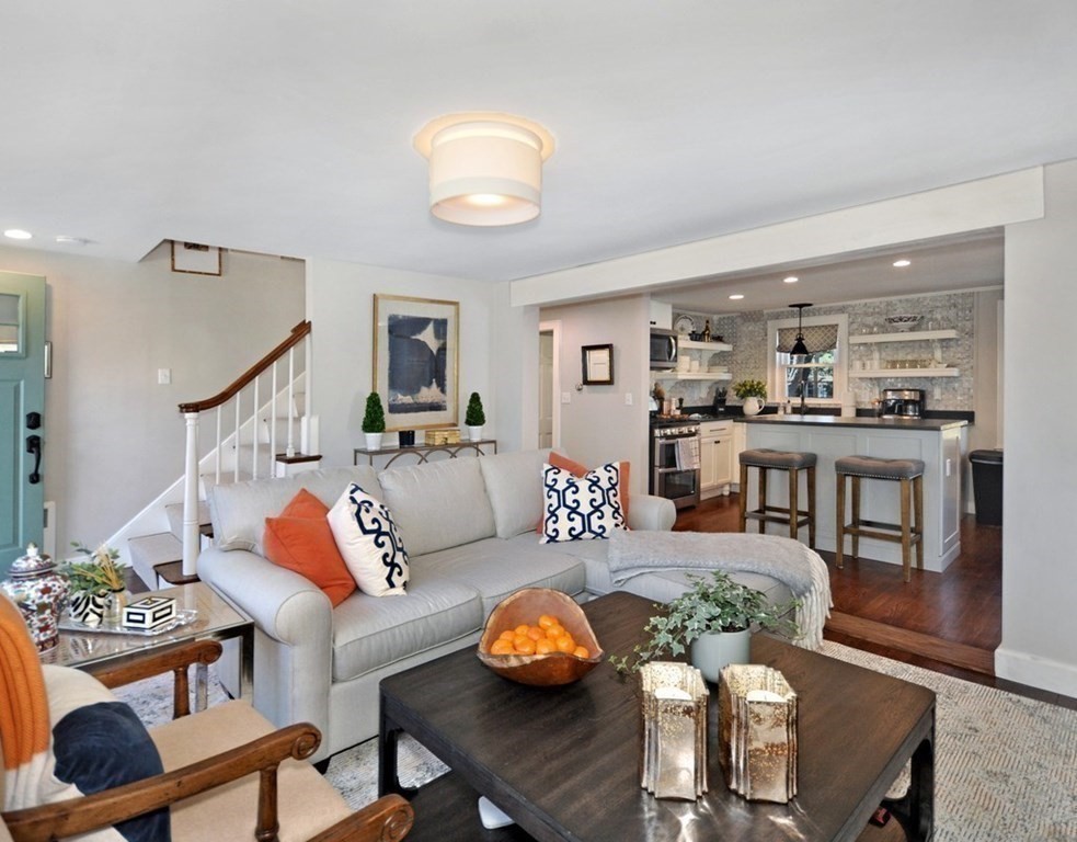 478 Sudbury Road Concord, MA 01742 - Photo 4 of 37 Gallery Image 4