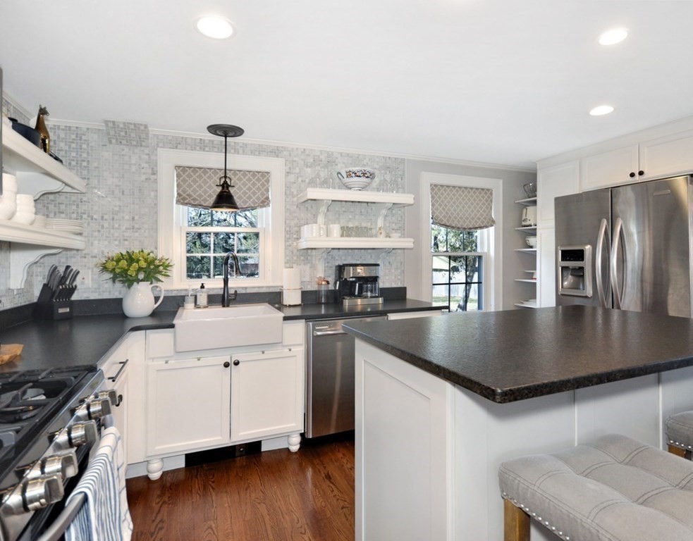 478 Sudbury Road Concord, MA 01742 - Photo 7 of 37 Gallery Image 7