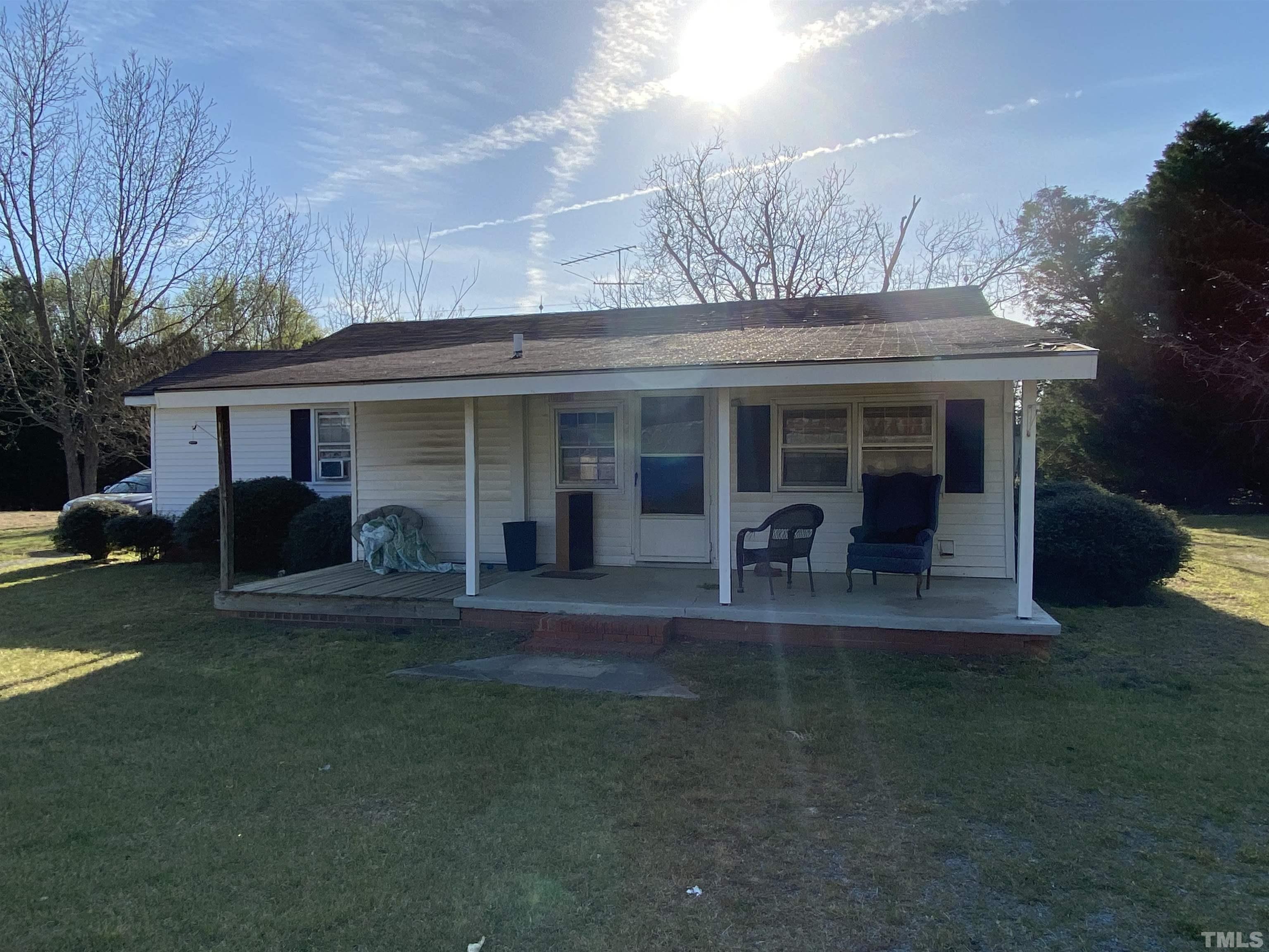 569 Smith Road Smithfield, NC 27577 - Photo 16 of 46 Gallery Image 16